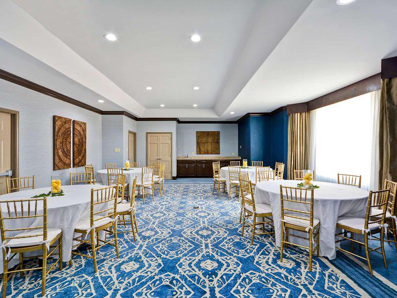 12AE4F5B992597777A7EDE55D900C5D5