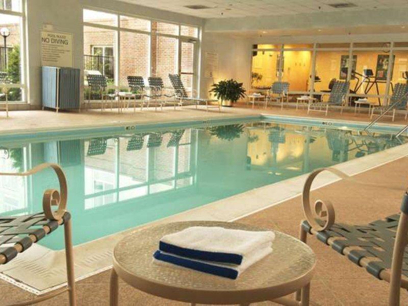 388B4EB3B7BB58063D66C25673233FE1