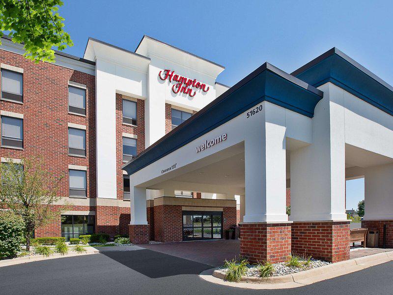 D941988BAA619671C7B6D3B54CE53A01