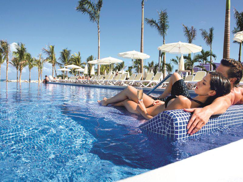 B0872B4E4D8E72A83817FA02BE9B8E08