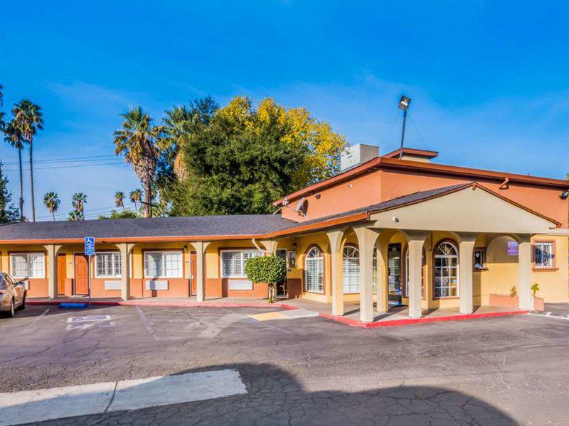 CC7C3F5412E8AF86208F58A5726D8E25