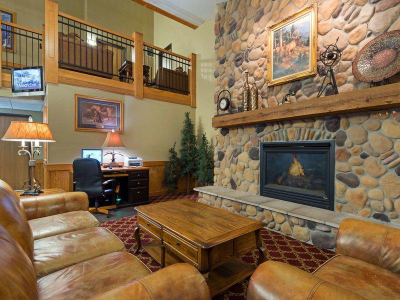 DC6D7BF0AD4F4998C0283F6638592071