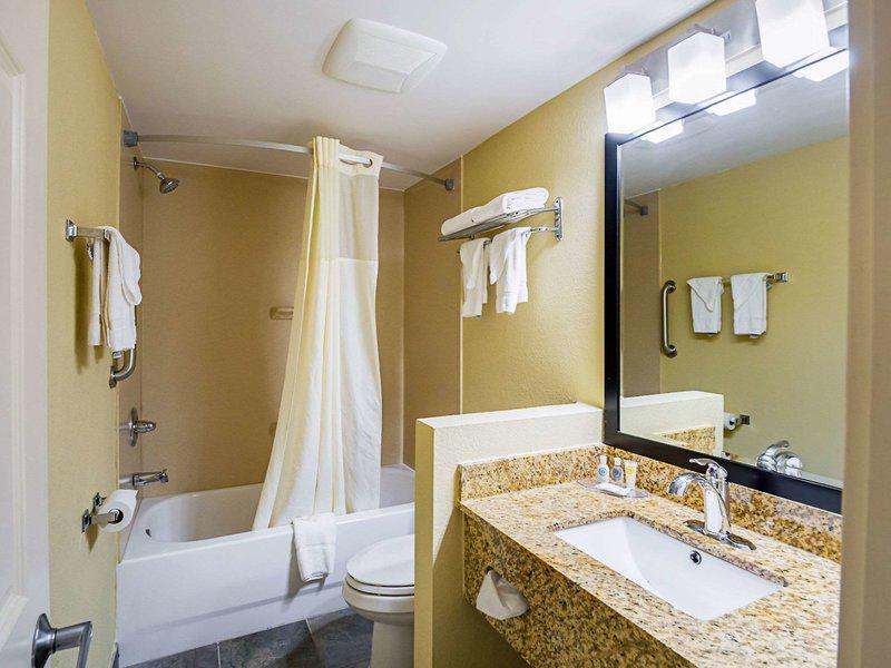 7E6F77B2C510460C80A9753375D9A089