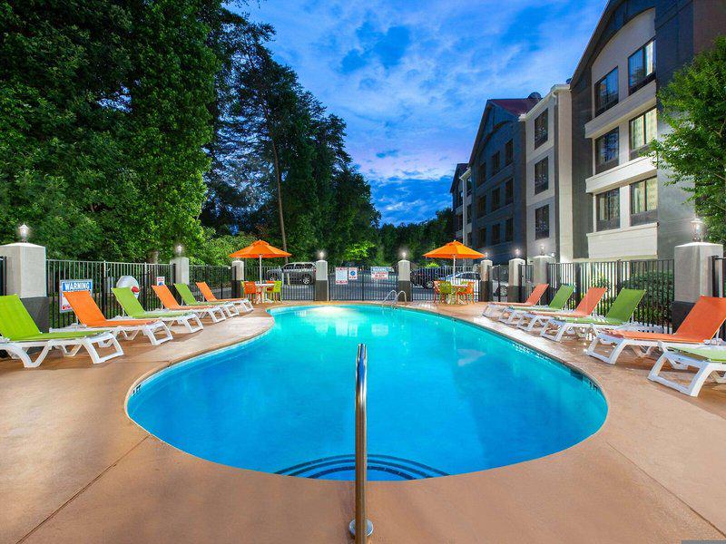 FB32330A479BBFFD6A93CACAD5A3CD5B