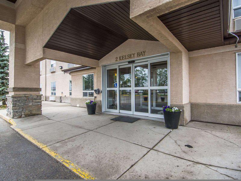 F8ADACFB74B5A28AC0C276F826D81277