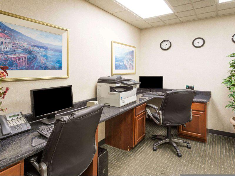 D263FAAEE6E8B50905F6257F2B7E7B2F