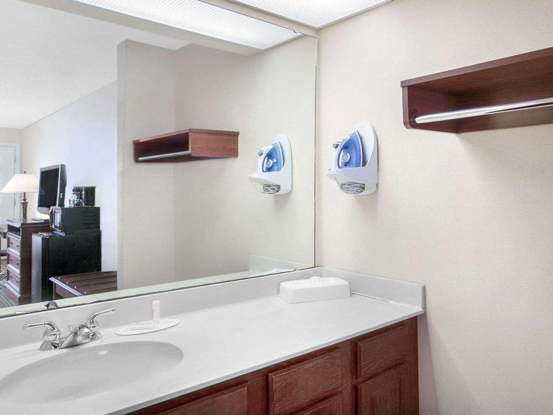 F0A3EF97C80D373DD6C874F6350C26C2