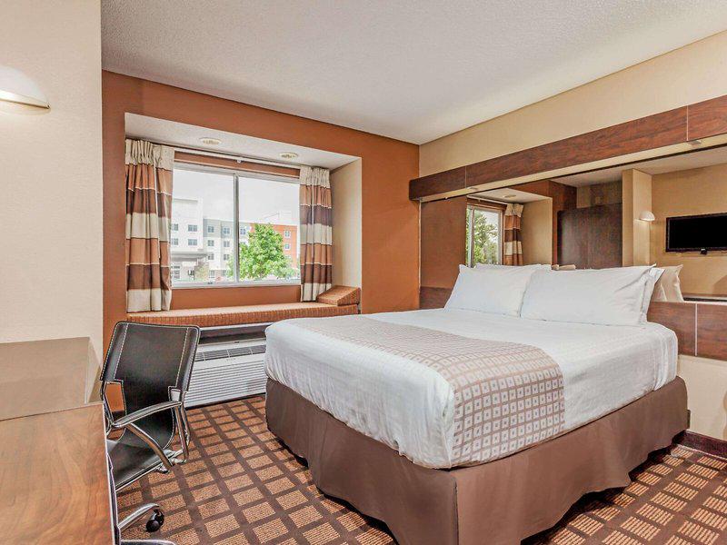 61DF4FA4879D73D677B6D120584D04B0