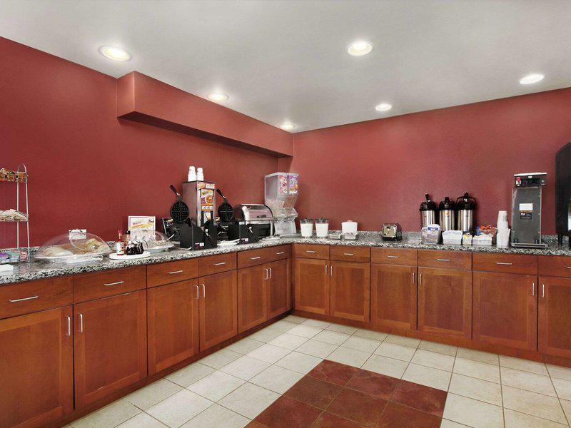 84CFCAD3AAF824449A8B8B466D23DE00