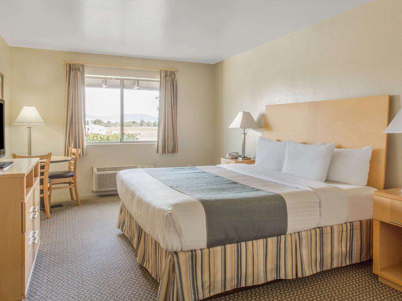 8D7DEEB09EC2F4DE1405DEE4B8EA0719