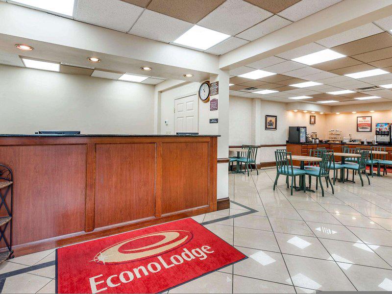 93A2A14F7D3E9A3392B8CFCCC332063C