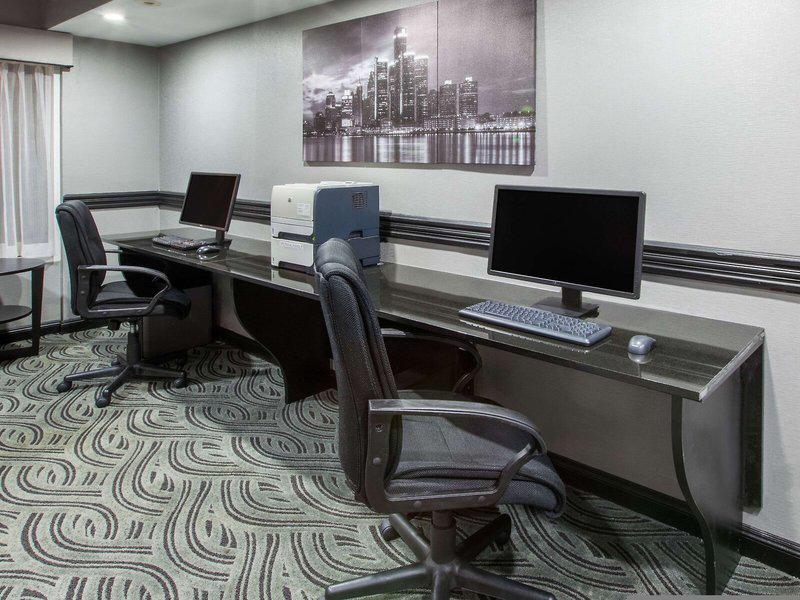 9A26B980D80BC35E55FD5979E15D3559