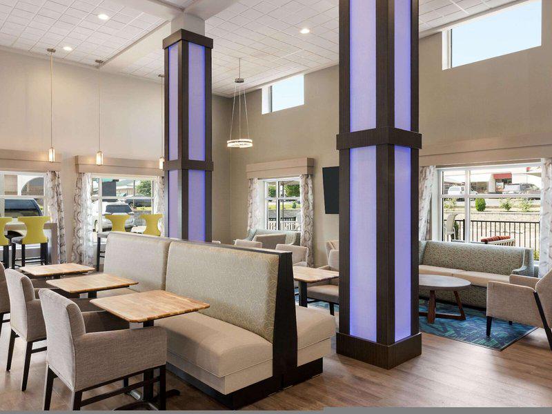 82B0264D159AE6425FD1D348F1EB55C3