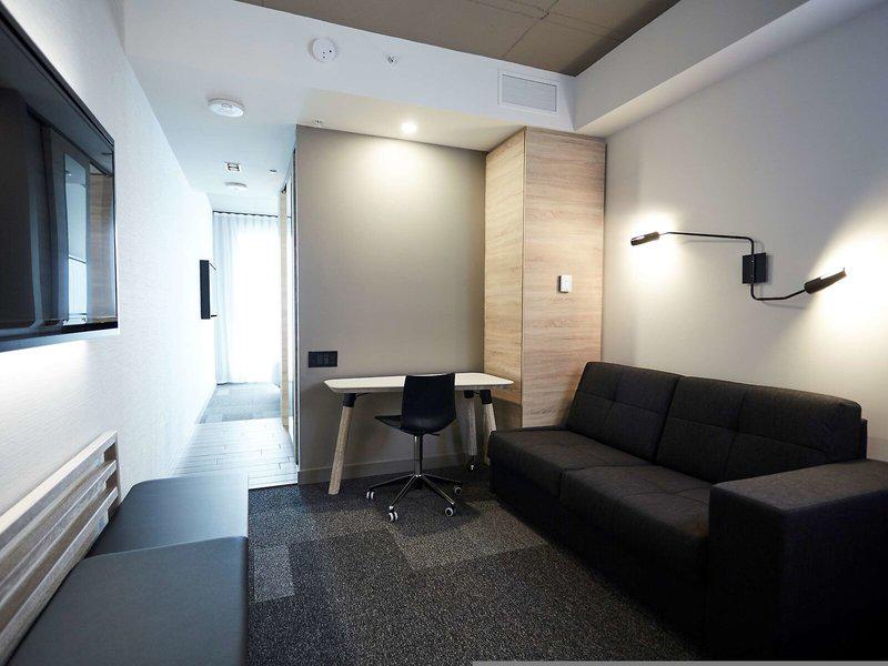 6486F8E0A0FCE0461FC233B3581ACCAB