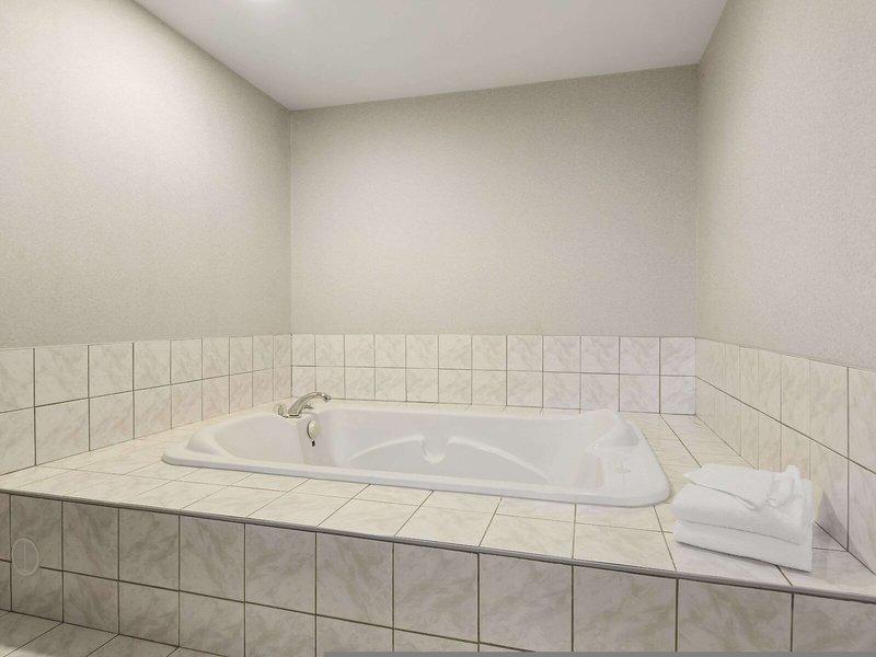 1C4E889687E596C9B0122E855162C8DF