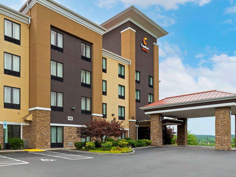 323CA61085448DF9F46B909C1625761D