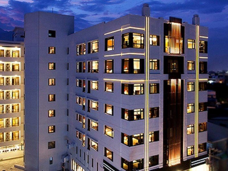 39BA8F5F35B3B79E8AE5A93430B7E7C2