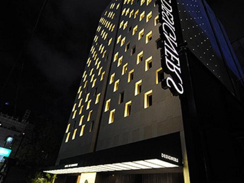 3BACF351F57226E325D7B827F1D93B87