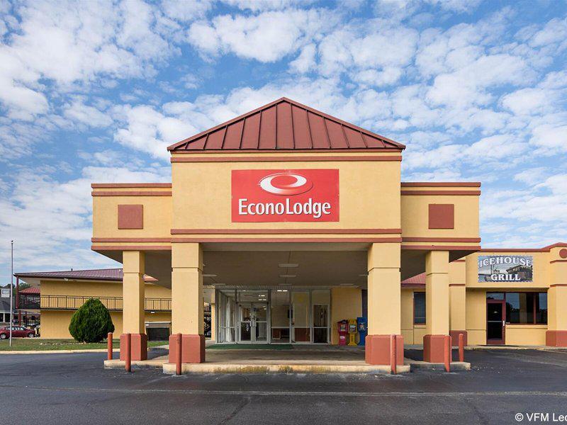 9D99E2DA4A5193097BC836B3B87E32B7