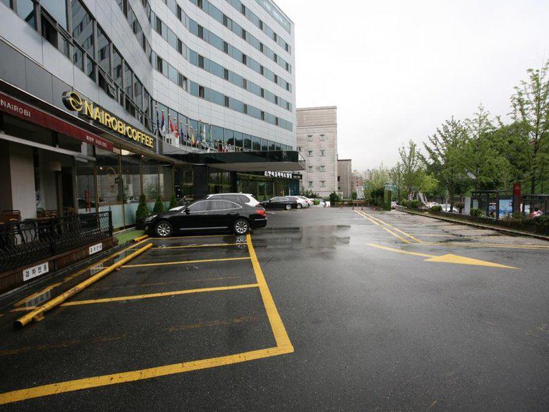 E6A12FB00479A9776DF806E6168AE8B2