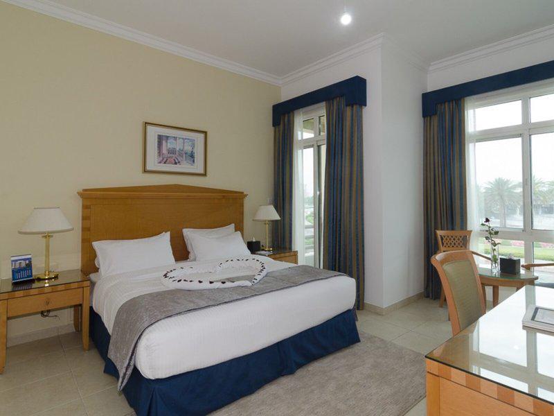 E148662E4CA65A18B732C394C16F34A4