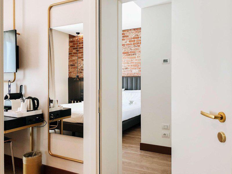 E272BB6FE385A3EA748B83A15DE3BAFD