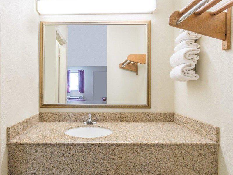 AEA5ABED20969E2D75D44CA22019F5B1