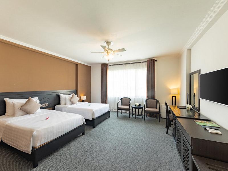 490B09CE2E9D3835BAFE488D9F25CC25