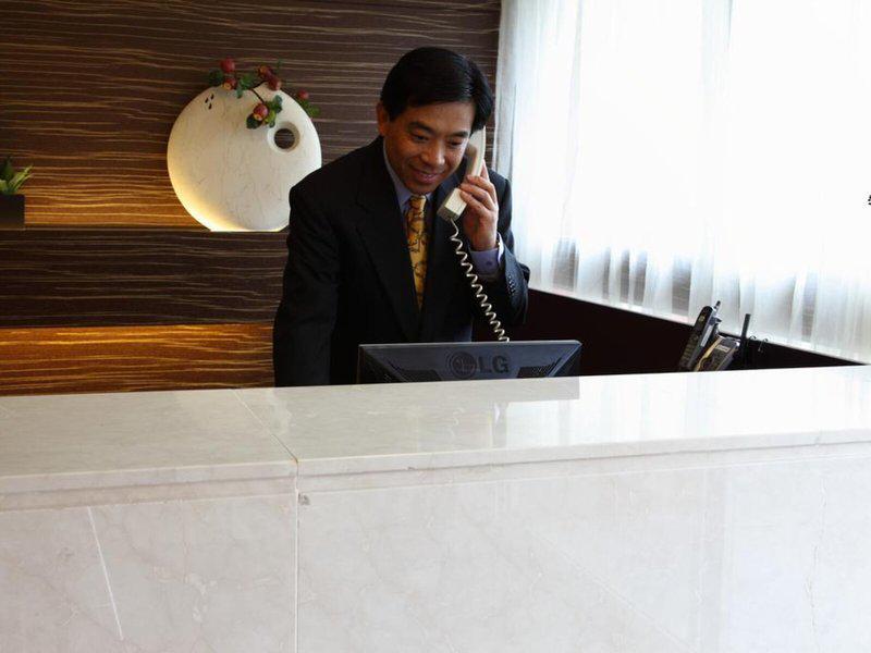 9120FBC491F3E5BA79A622A390FE075C