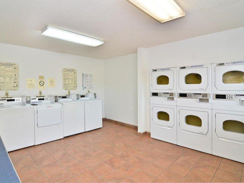 28E36D9EA6228B5DDFAB884317BC848A