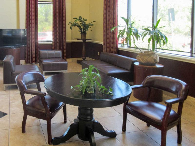 E184EDEE2EADB34CEDAD12B68CB13D53