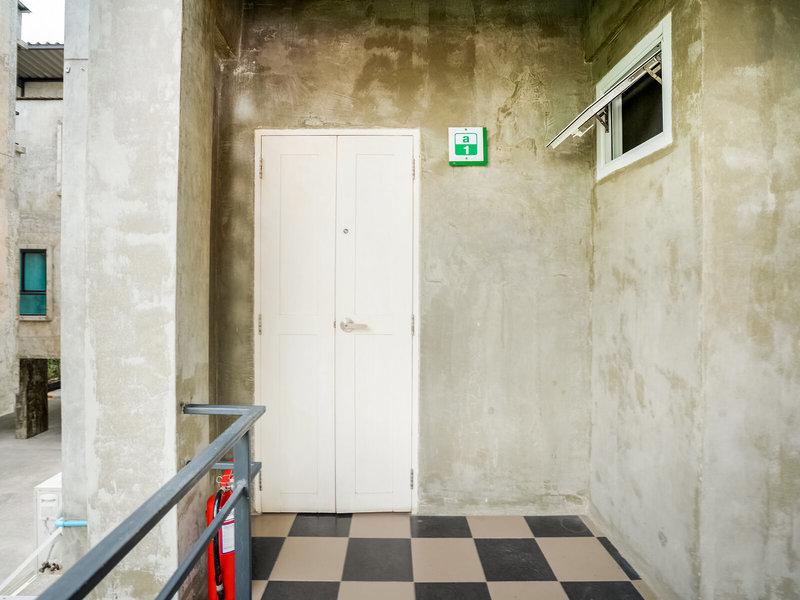 5EDCC07BC98D4DF01916F10CB7891940