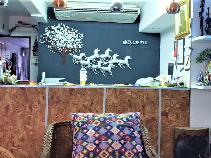 B6D35E5741AA9E2EDB09CC5AAF22DEEC