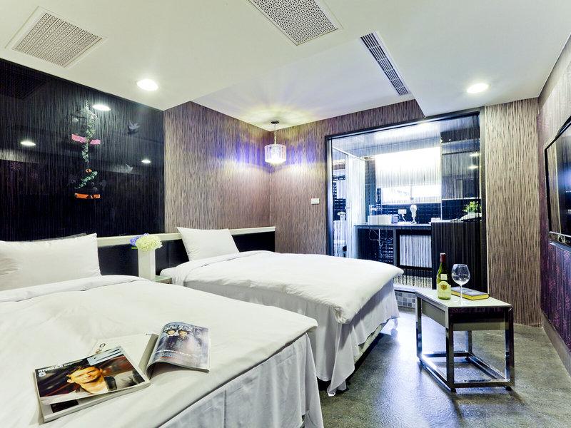 99DE0541B94028CD3447F8097D260D54