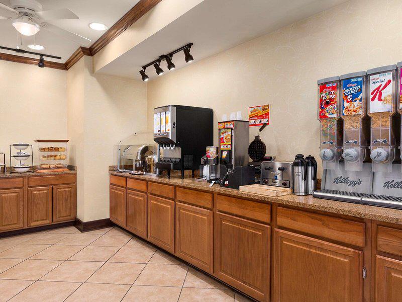 E38E97009BB63A1E5ABF2B51EFD084FA