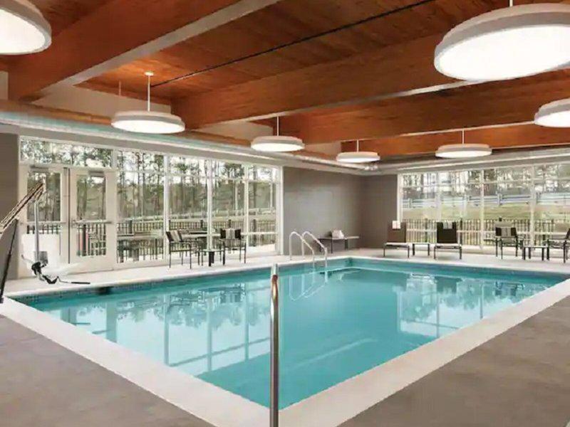 E392B3AD812141DF2C56D15AE0CED4B5