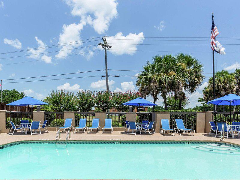 ADE33157F0715A3A71668BD0C28A5767