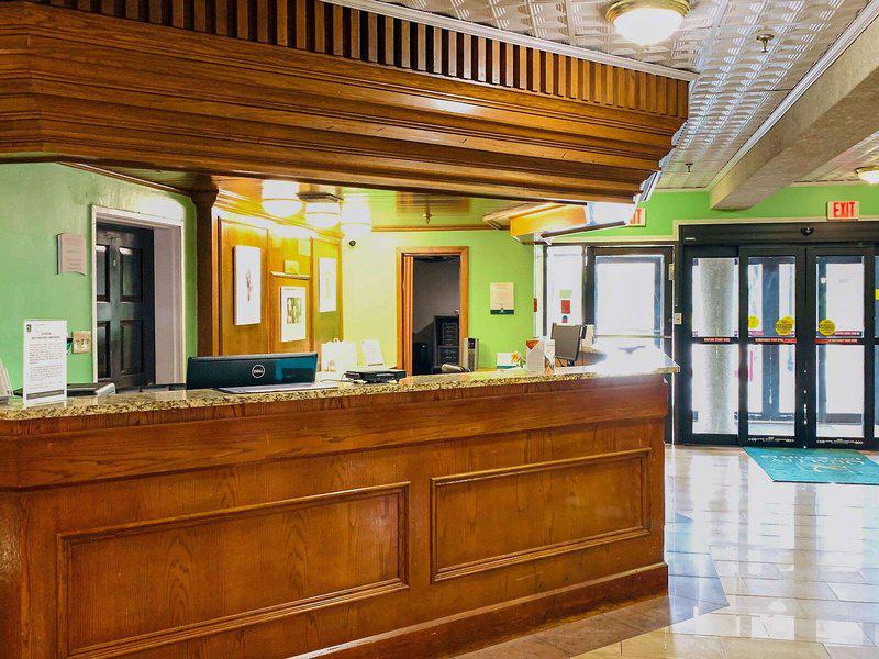 8294AAAE6EDACC9556F28325ACE97FFC