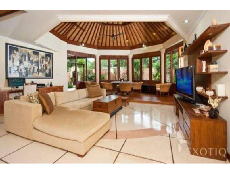 273E2DD103610EA92C9172DEDE086A11