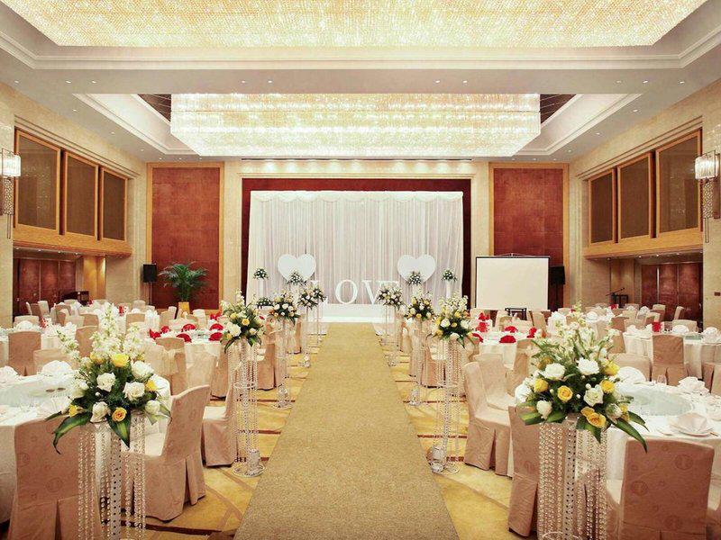 E54F2145A14203D21B17ADC8B571FEC5