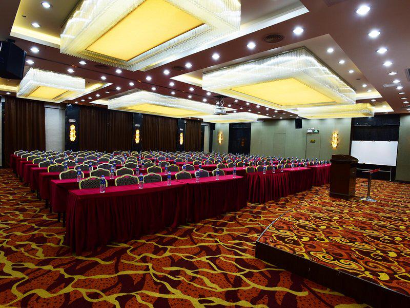 62CBD495EF1D5969413273AB937DE64E