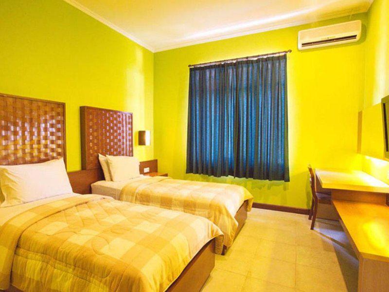 2435C9D5F2E1058233D94494E87F42DE