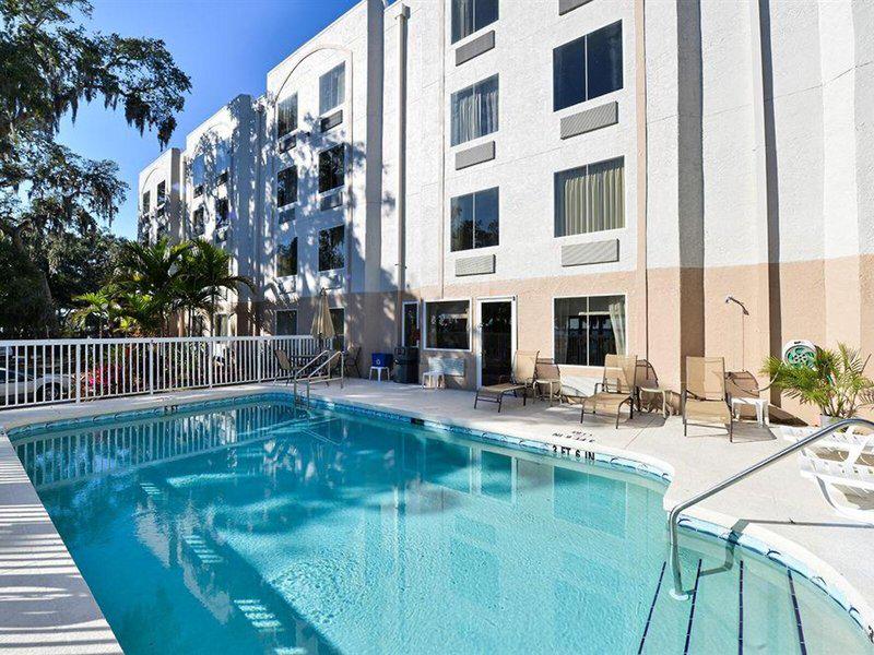 9D8DC8809DF04765E8AFD562625202D2