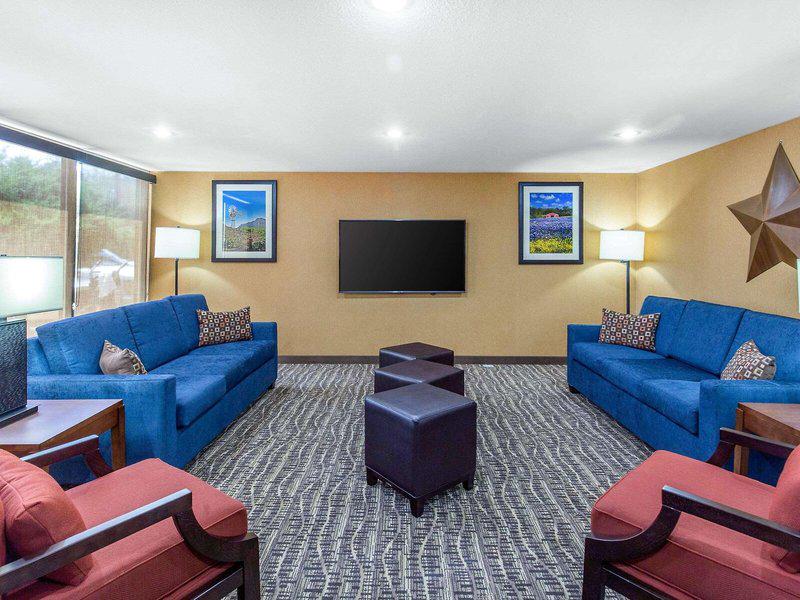 8606184BE4B92D0FCA65B8FE0F04D914