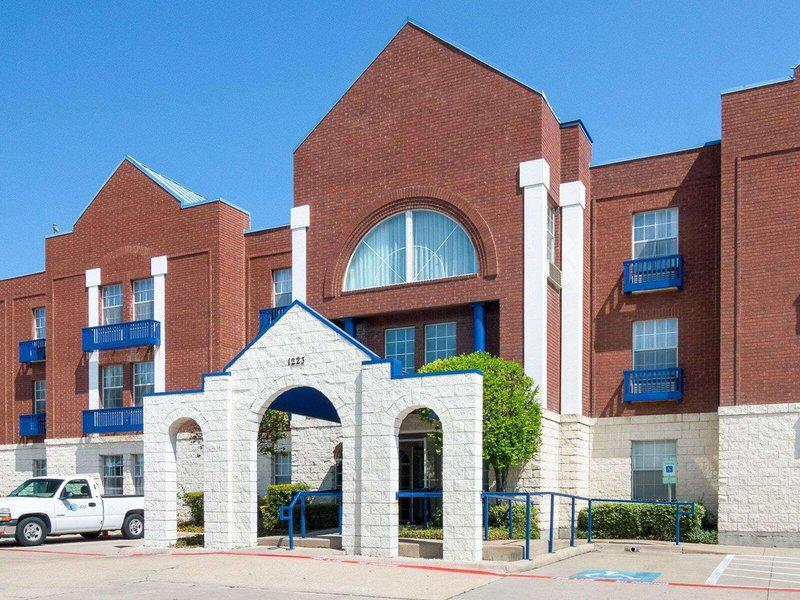 4701D18958DACAA41588CD8E358056F0