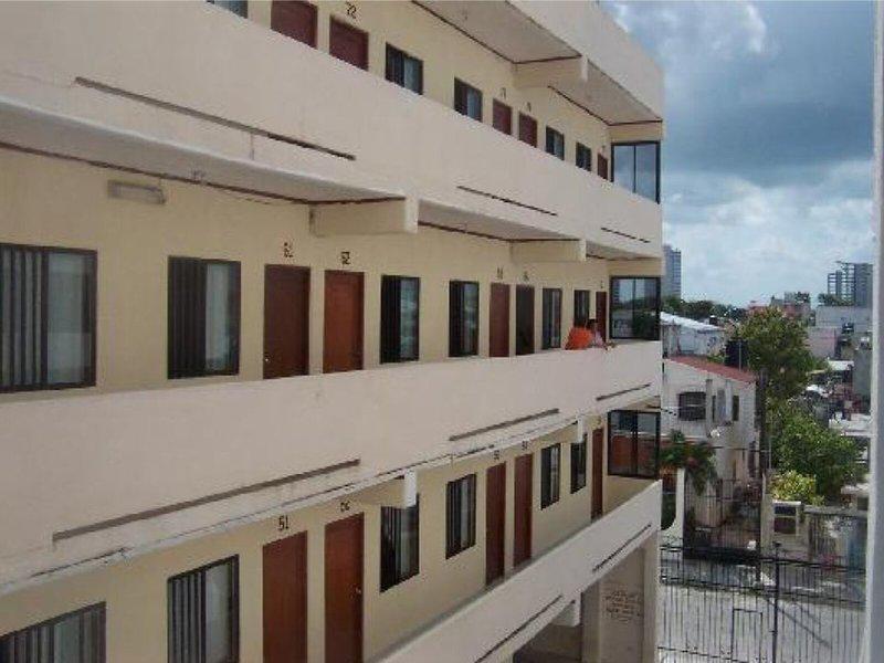 3395FE1CDAA77B599735EEA891E19E9B