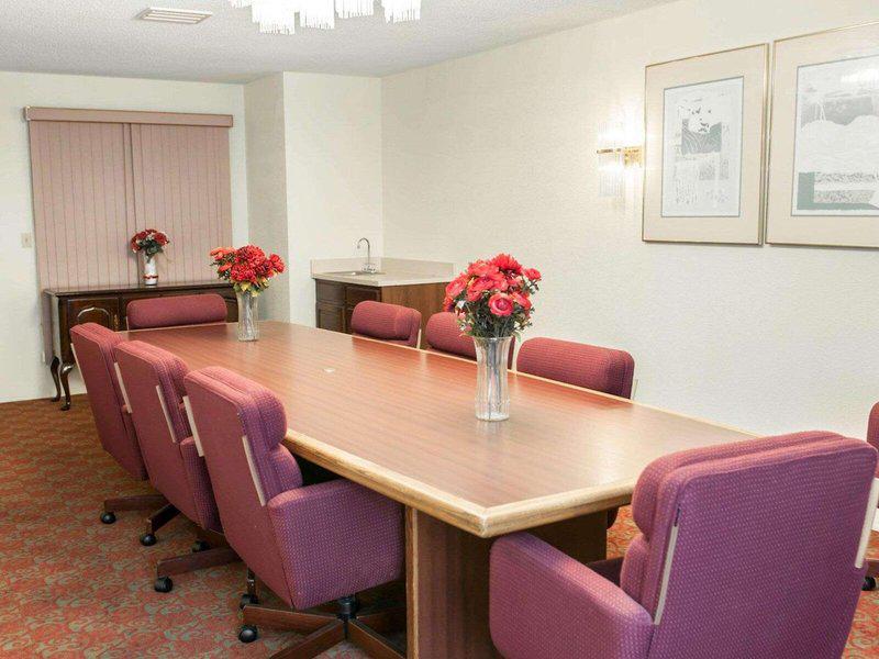 83C1BB9CEF7DE713406D00549171A743