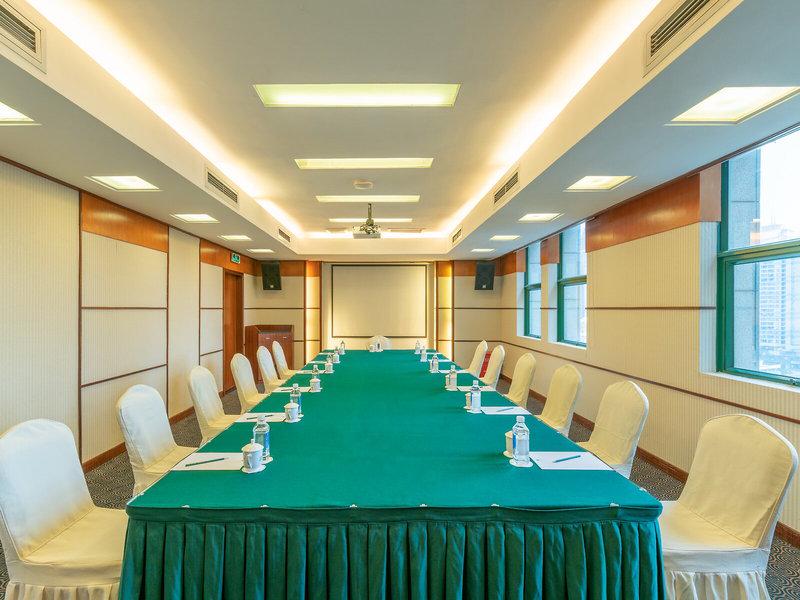 6DDB147B628FBBCBC3212CD50941D54C