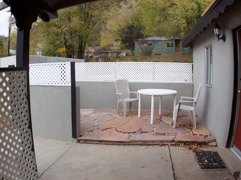 DC24E0DEE3E90476DC9068591E1E0D63