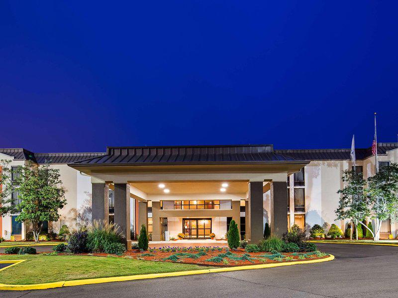 FFE541127CB3FC1050EE8D0C92C2B4F9